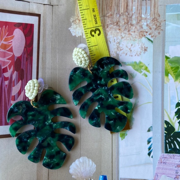 Monstera Palm Tropical Leaf Statement Earrings - Picture 5 of 6